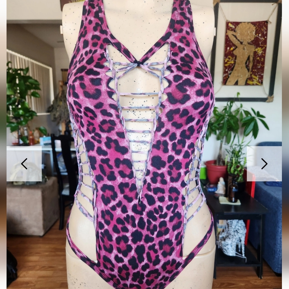 Twisted Movement Women’s Pink Leopard Lace-Up One-Piece Bodysuit